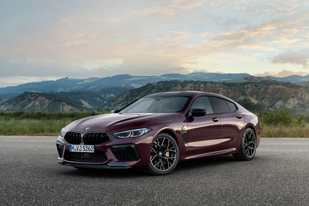 SMALL_P90369590_highRes_the-new-bmw-m8-gran-